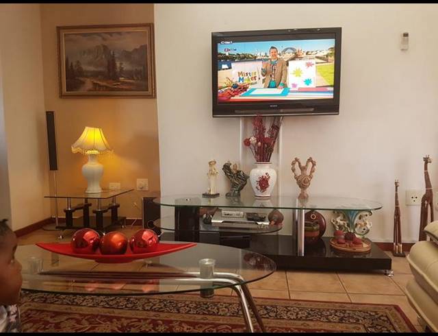 3 BEDROOM PROPERTY TO RENT IN CRAIGAVON